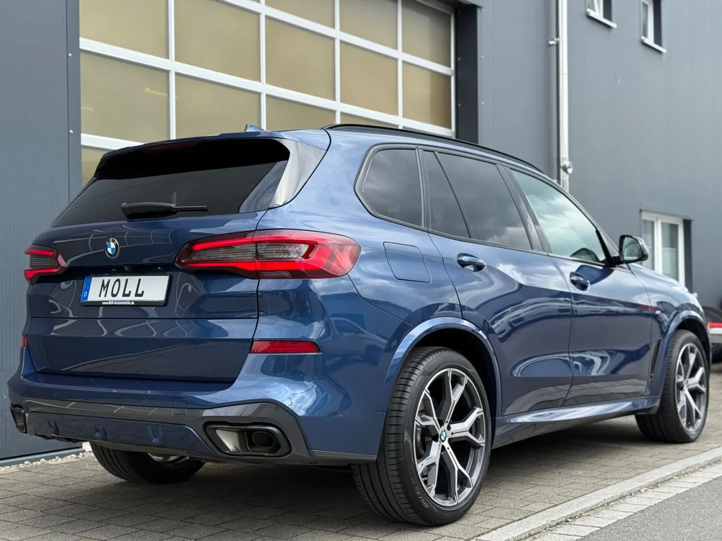 X5 xDrive 30d M-SPORT PANO AHK StdHzg. HuD Aktiv