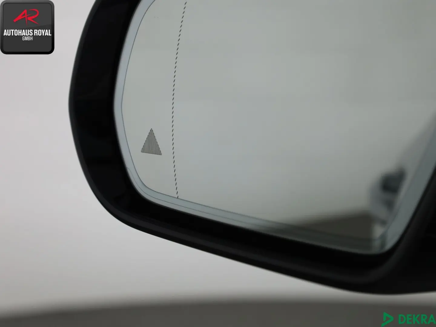 E 200 SPORT+STYLE WIDESCREEN,CARPLAY,SPURPAKET