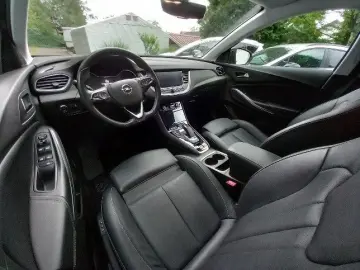 Grandland X 1.6DI Busines Elegance - PHEV Allrad