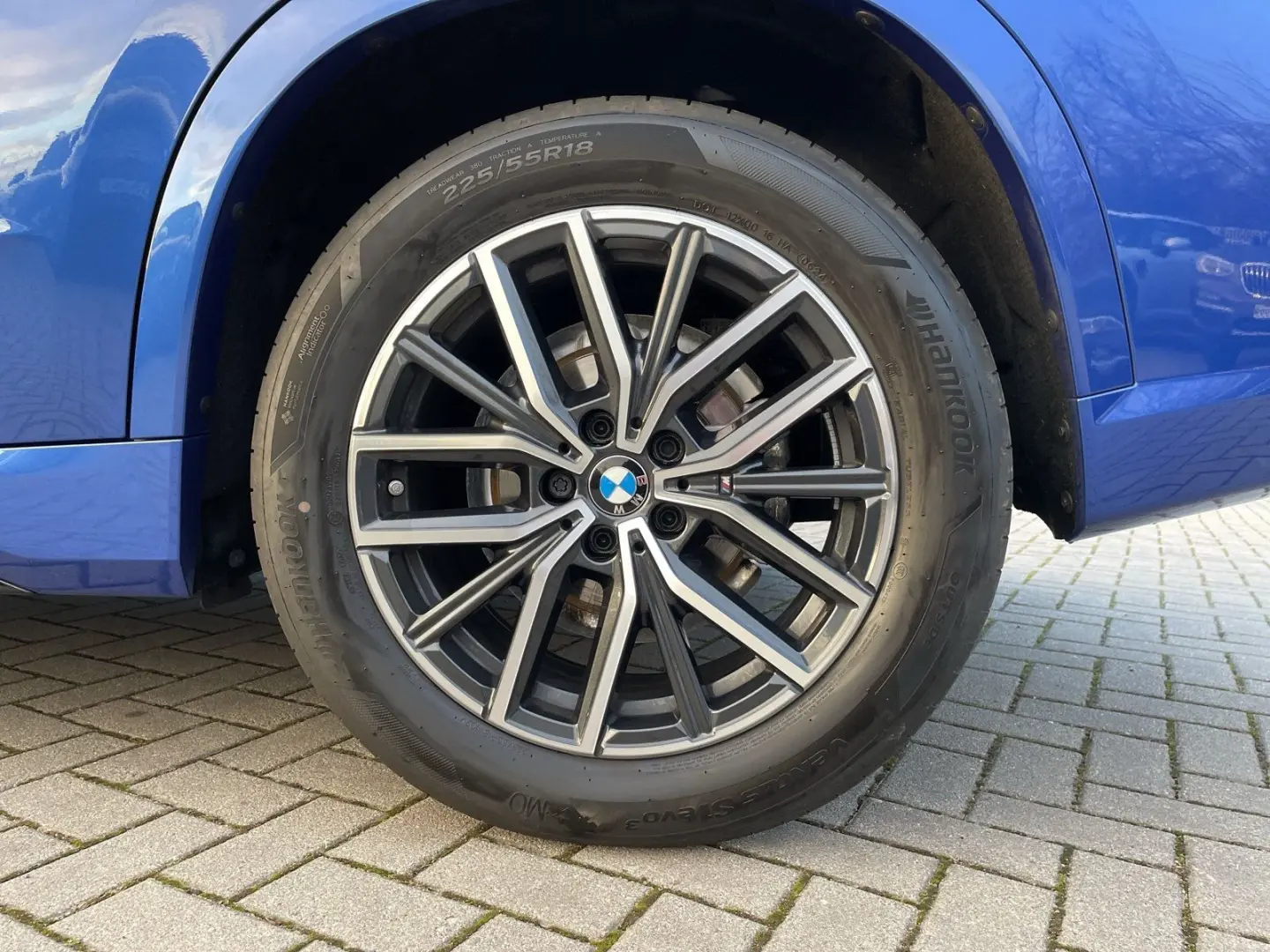 X1 sDrive18d M SPORT AHK PANO MASSAGE DA+ PA