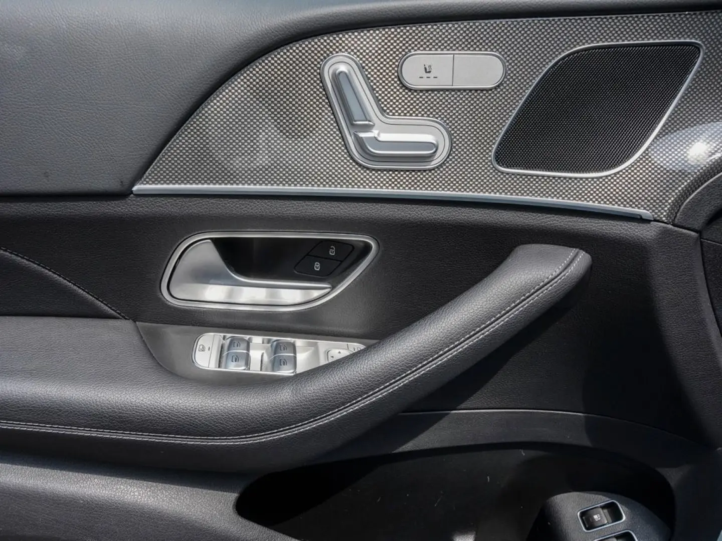 GLE 350 e 4M COUPE AMG-LINE MULTIBEAM MBUX NIGHT