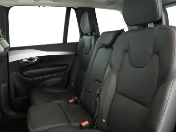 XC90 B5 AWD Plus Bright 7S LED Pano Navi AHK 22