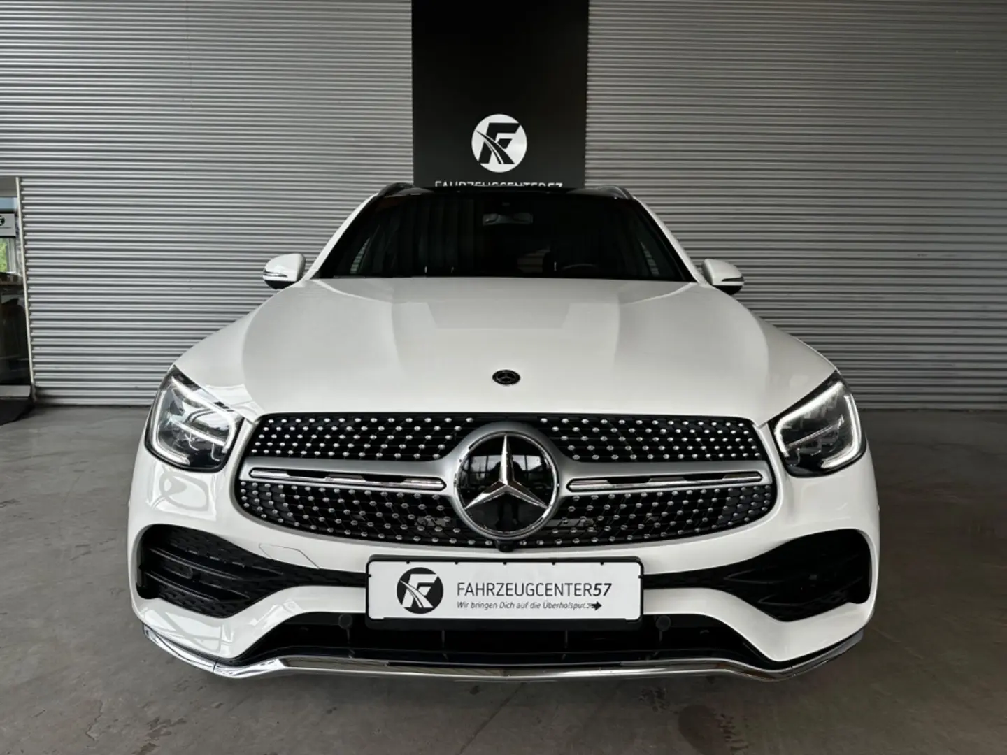 GLC 300 4MATIC/PANO/360°/CARPLAY/BURMESTER
