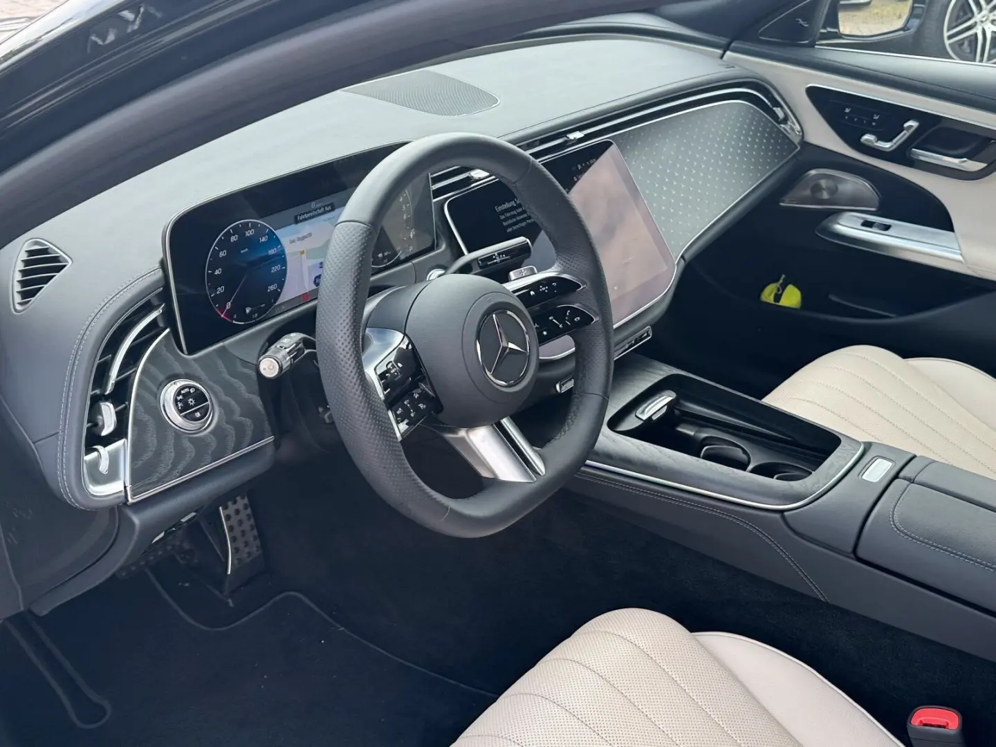 E 400e 4M AMG Premium Airmatic Pano Massage