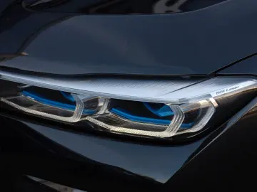 750 i xDrive M Sport Individual B&W Laser 3xTV