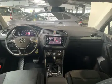Tiguan 2.0 Highline TSI DSG 4M LED NAVI AHK PDC