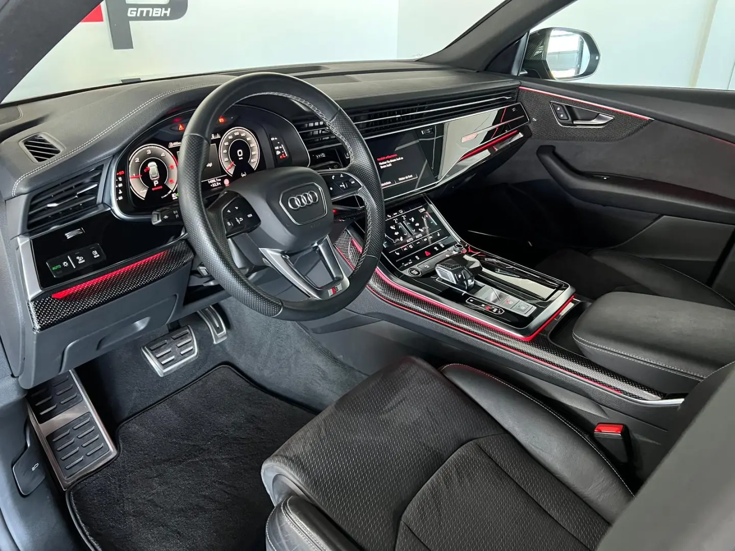Q8 50 TDI qu. S-line competition Carbon B&O Pano