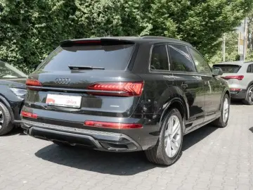 Q7 55 TFSI quattro S line ACC HuD Pano AHK Matri
