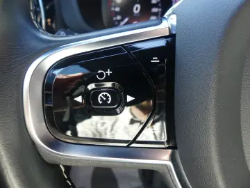 XC60 2.0 Turbo R Design 19ZOLL/KAM/LED/8GANGAUT