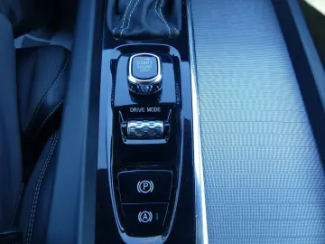 XC60 2.0 Turbo R Design 19ZOLL/KAM/LED/8GANGAUT