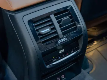 X3 20d M SPORT.PANO.DR.ASS.PR.ASS.HIFI.LED.SHZ