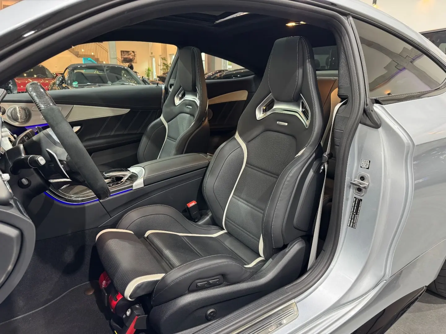 C 63 S AMG Coupe*Pano*Multibeam*Carbon*Burmester