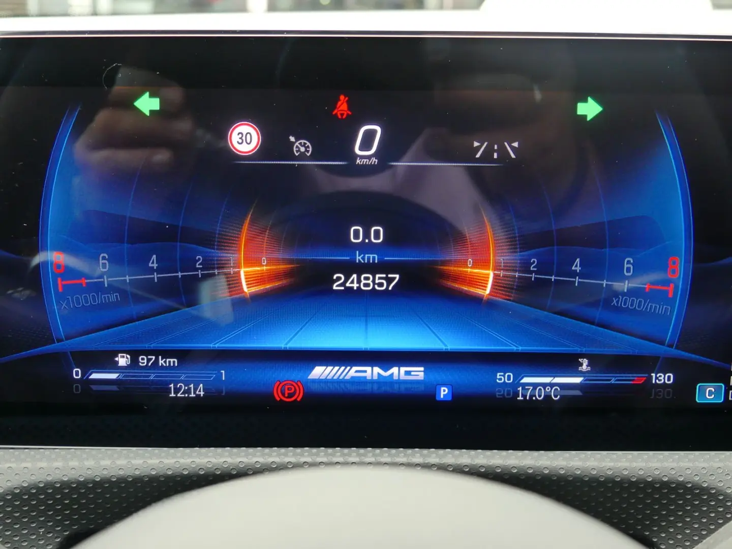 CLA 45S 4M Coupé +Panorama+360°+NightPaket+LED++