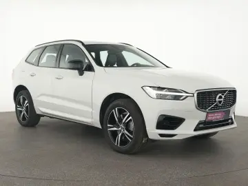 XC60 T8 AWD R Design SENSUS|Navi|CarPlay|LED