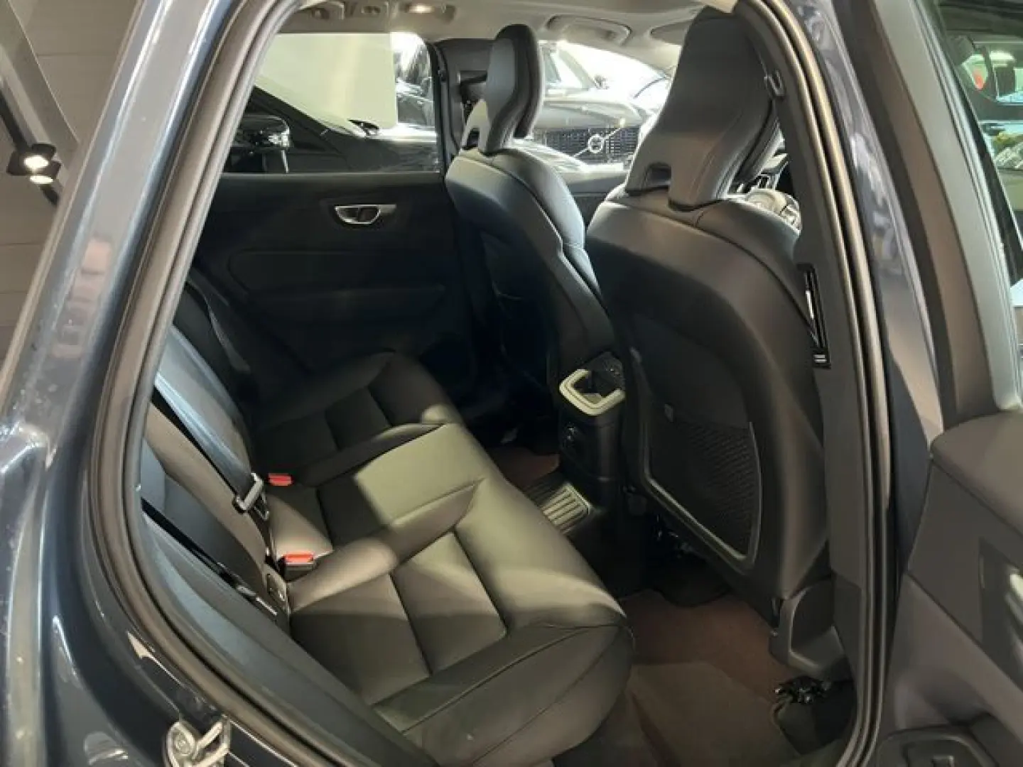 XC60 T6 Plus Dark Recharge AWD ACC Pano H/K LED
