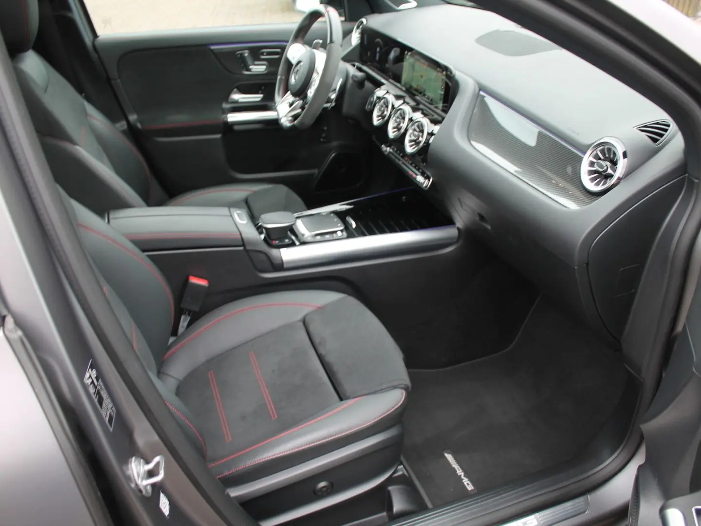 GLA 45 AMG GLA 45 S AMG 4Matic MAGNO - MATT