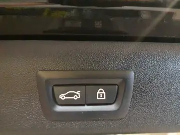 530e xDrive Touring Aut. Luxury Line