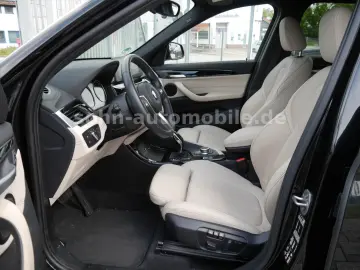 X1 xDriv 20i M-Sport Pano/Stop&Go/LED/HUD/RFK/19