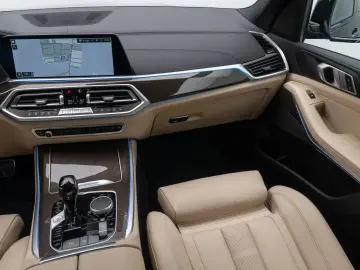 X5 xD45e M Sport 360°Laser HUD DAB HiFi AHK 22