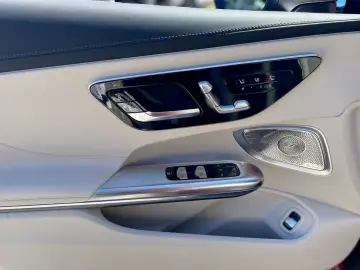 Mercedes-Benz CLE 53 AMG 4M+ Cabrio Driver's 360° HuD 20