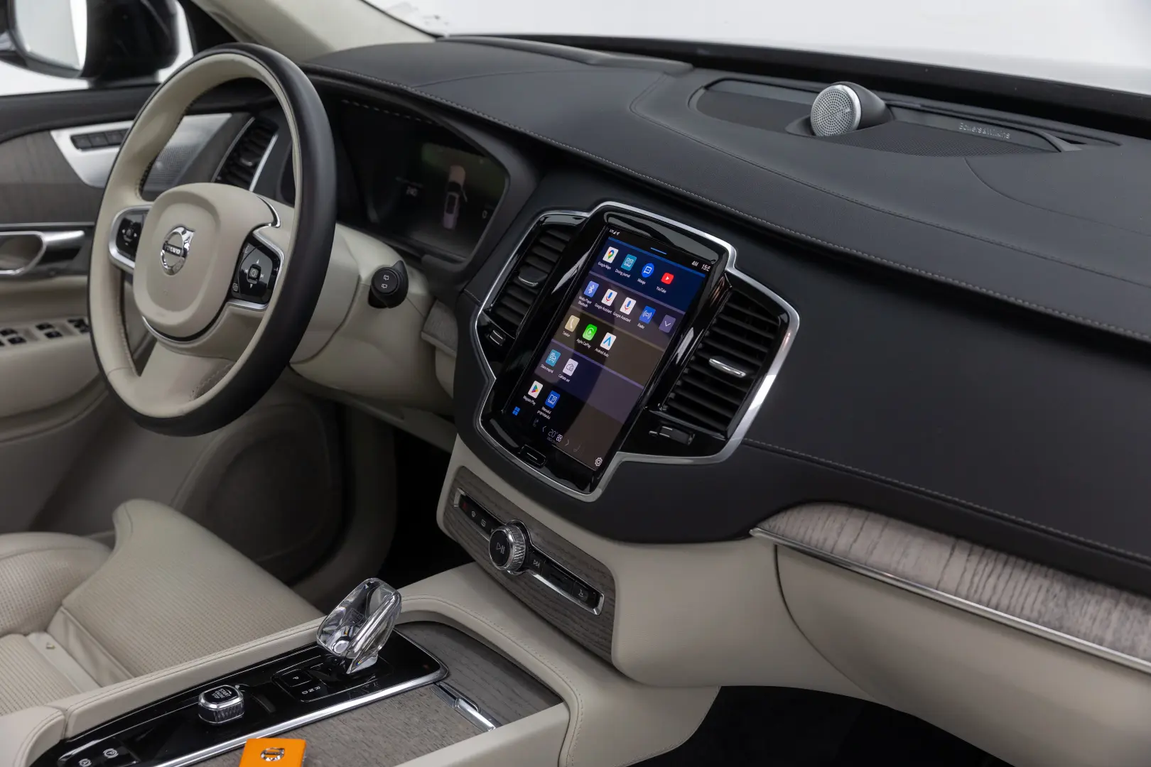 Volvo XC 90 Recharge T8 AWD Ultimate Dark