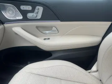 GLE 400d 4M COUPE AMG-LINE PANO AHK KEYLESS 360°