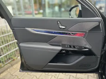 740d xDrive M Sport Autobahnass. PANO-SKY StHzg