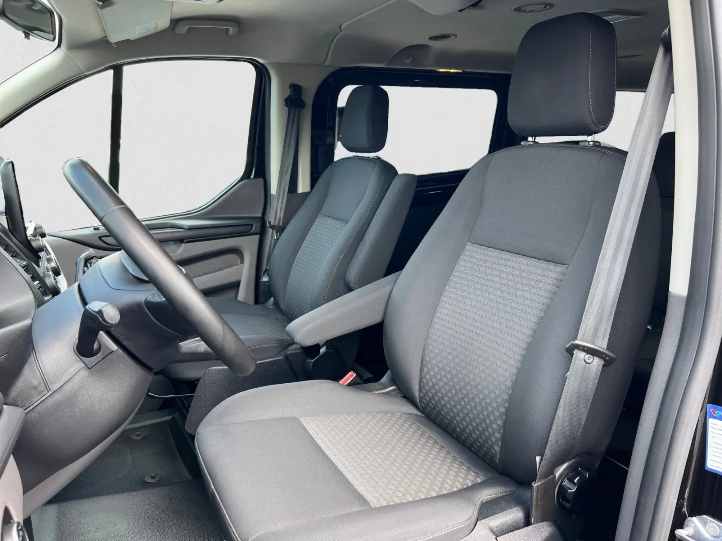 Transit Custom 2.0 TDCi AT L2|AHK|SHZ|8-SITZER