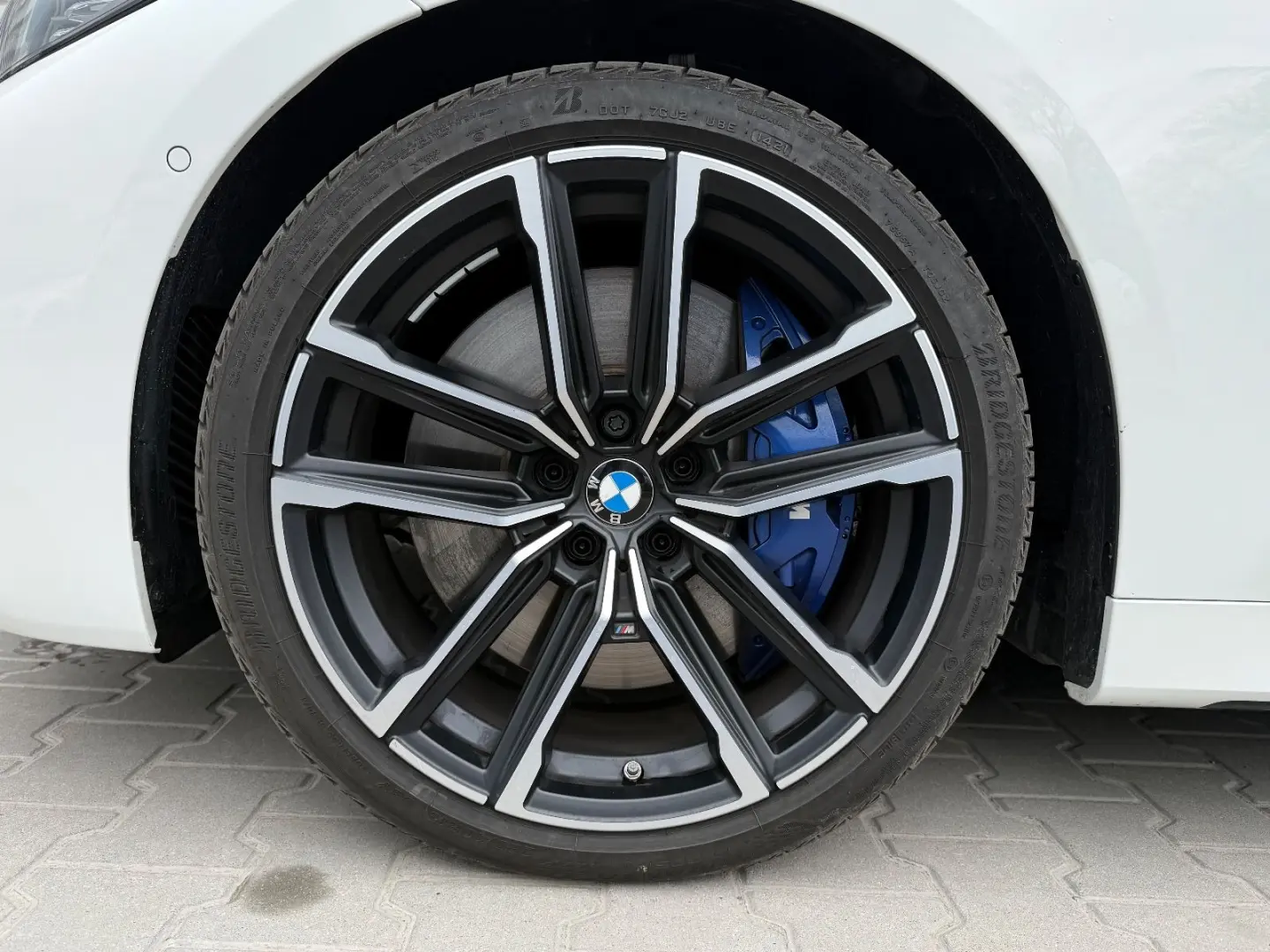 M440i xDrive Coupé  nur 2000km