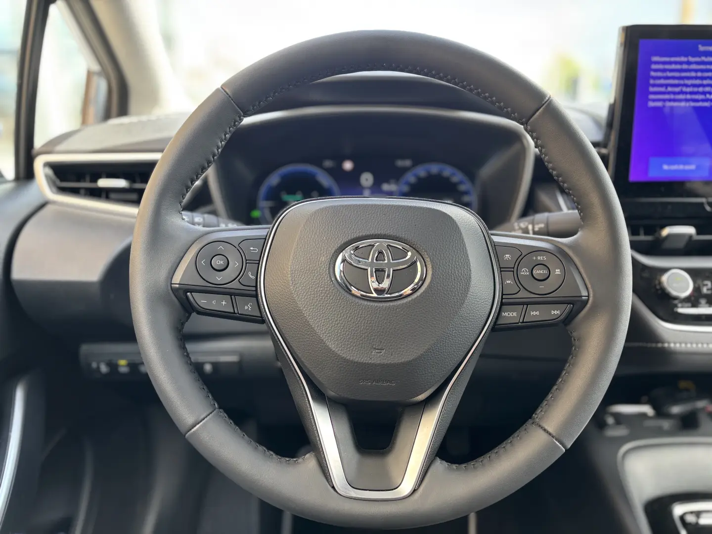 Toyota Corolla sedan 1.8 HEV Dynamic