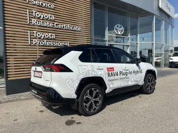 RAV4 2.5 PHEV Style Bi-tone AWD