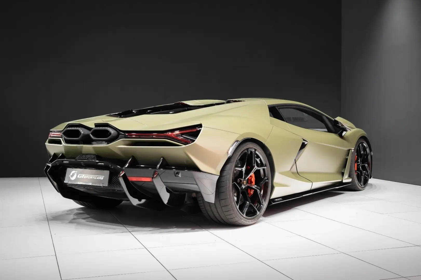 Revuelto V12 Verde Turbine Matt AdPersonam 19%