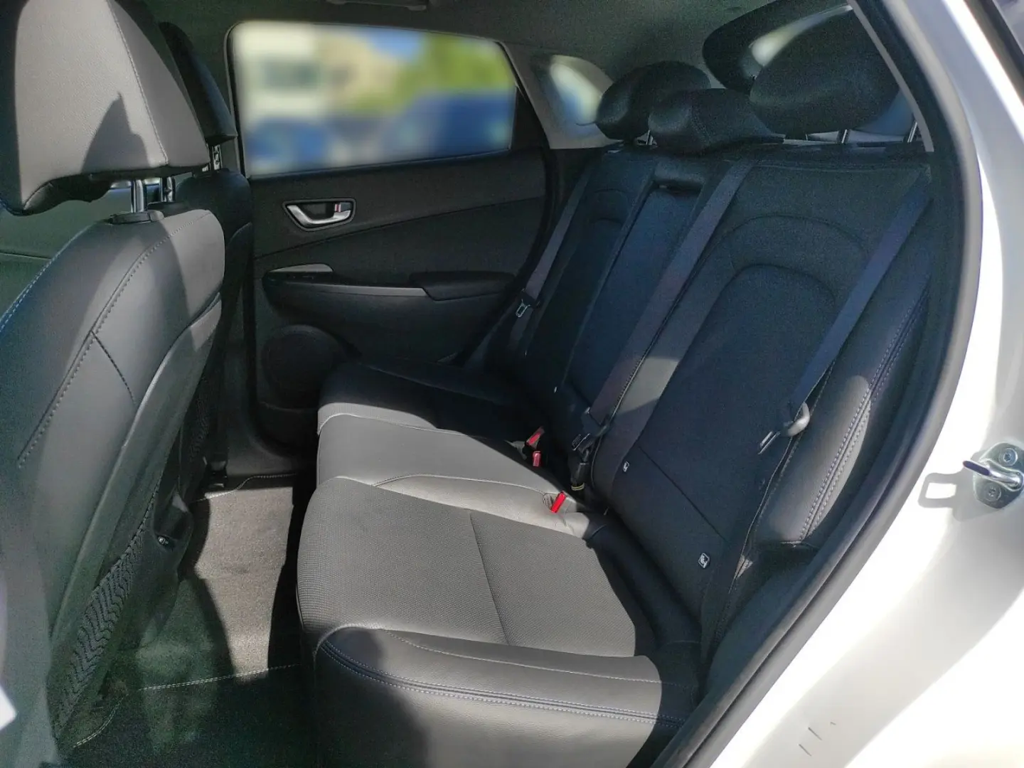 Kona Prime-Paket Elektro 2WD, Navi, Sitzheizung