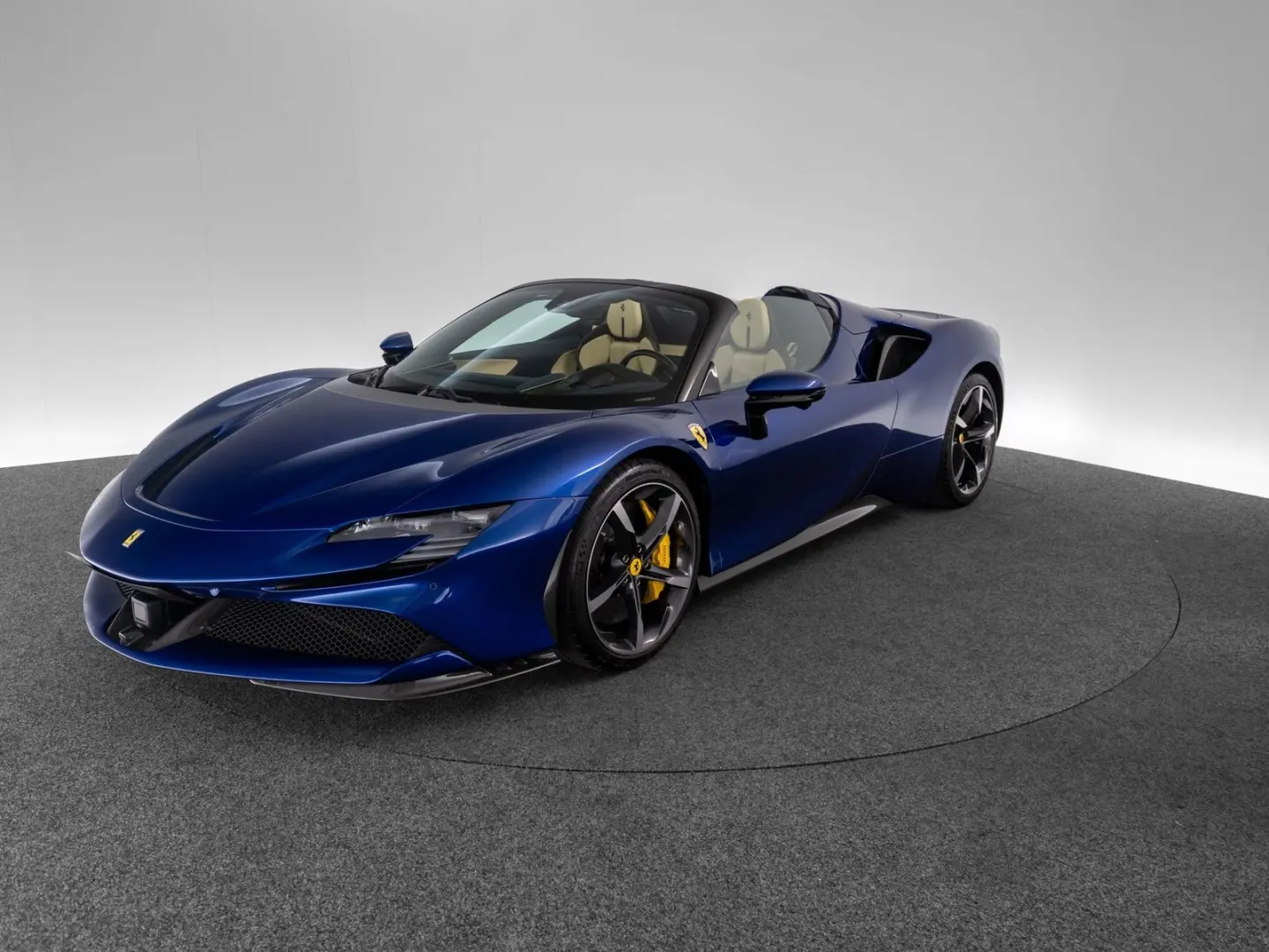 SF90 Spider FERRARI SINGEN