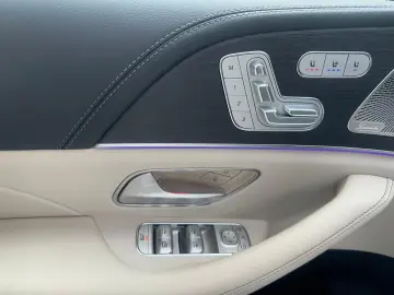 GLE 400d 4M COUPE AMG-LINE PANO AHK KEYLESS 360°