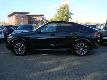 X6 30d xDrive M Sport Pro Pano HeadUp AHK