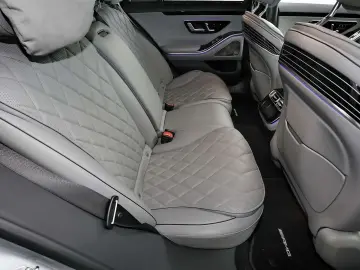 S 580 4M AMG PANORAMA+DISTRONIC+BURMESTER+360°
