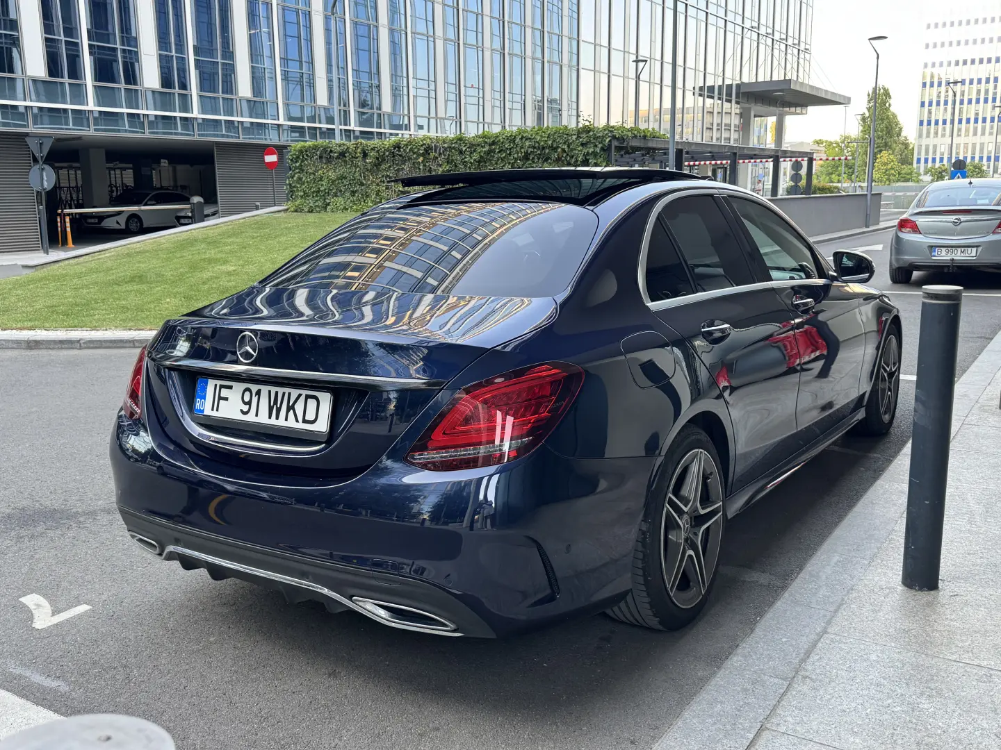 Mercedes-Benz C 220