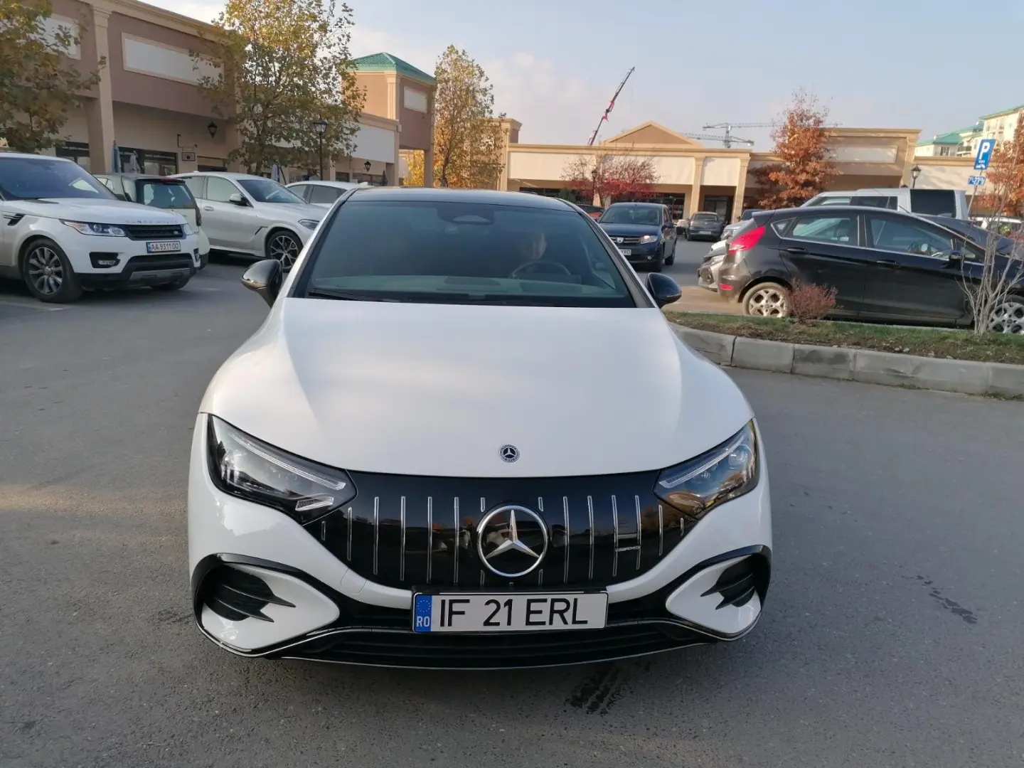Mercedes-Benz EQE 43 AMG