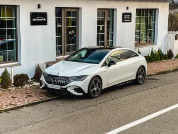 Mercedes-Benz EQE 43 AMG