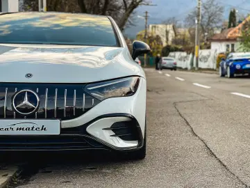 Mercedes-Benz EQE 43 AMG