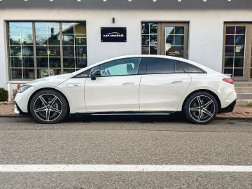 Mercedes-Benz EQE 43 AMG