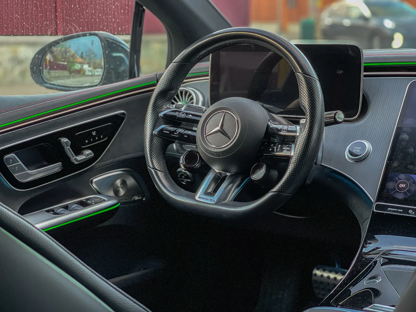 Mercedes-Benz EQE 43 AMG