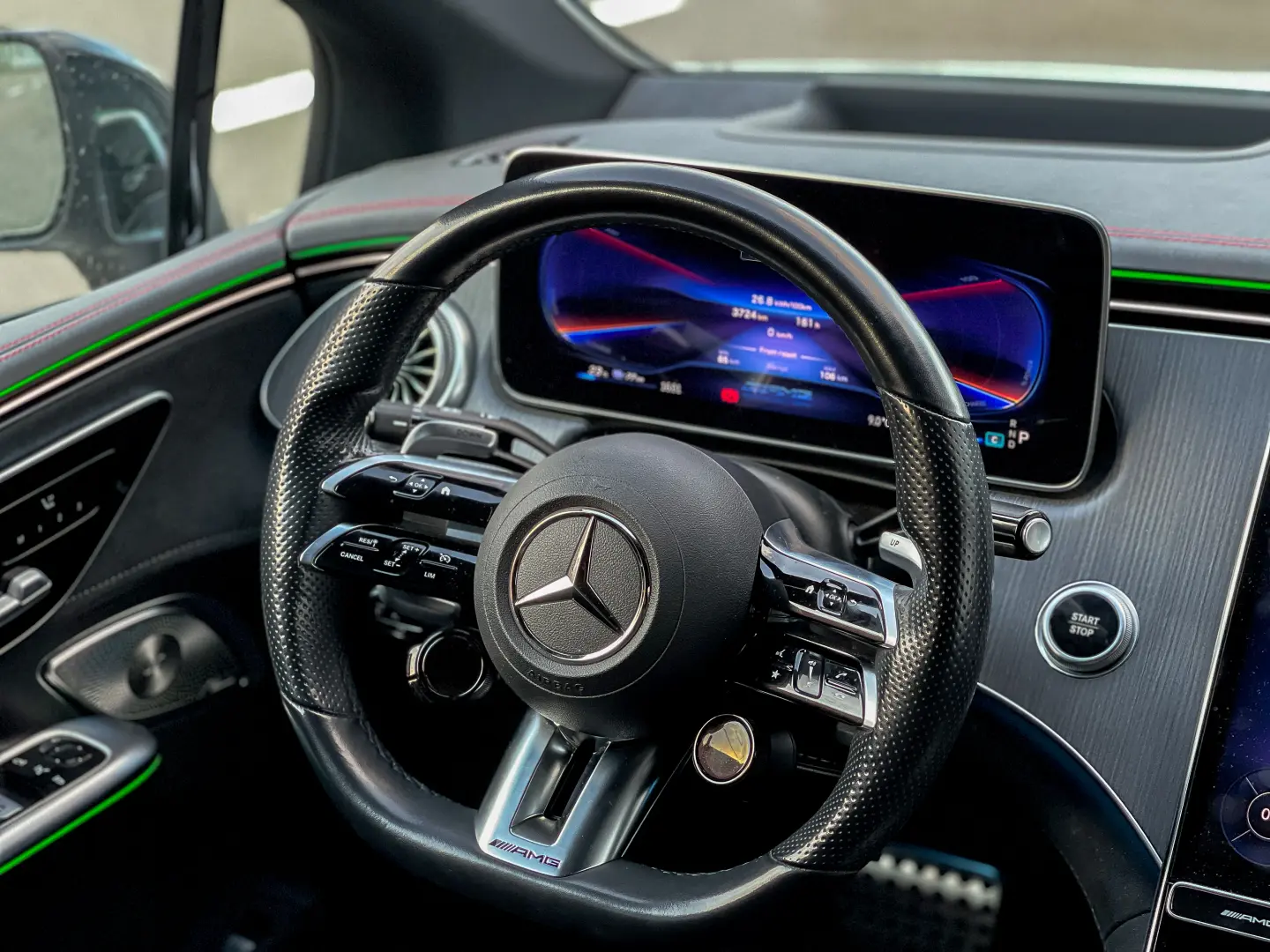 Mercedes-Benz EQE 43 AMG