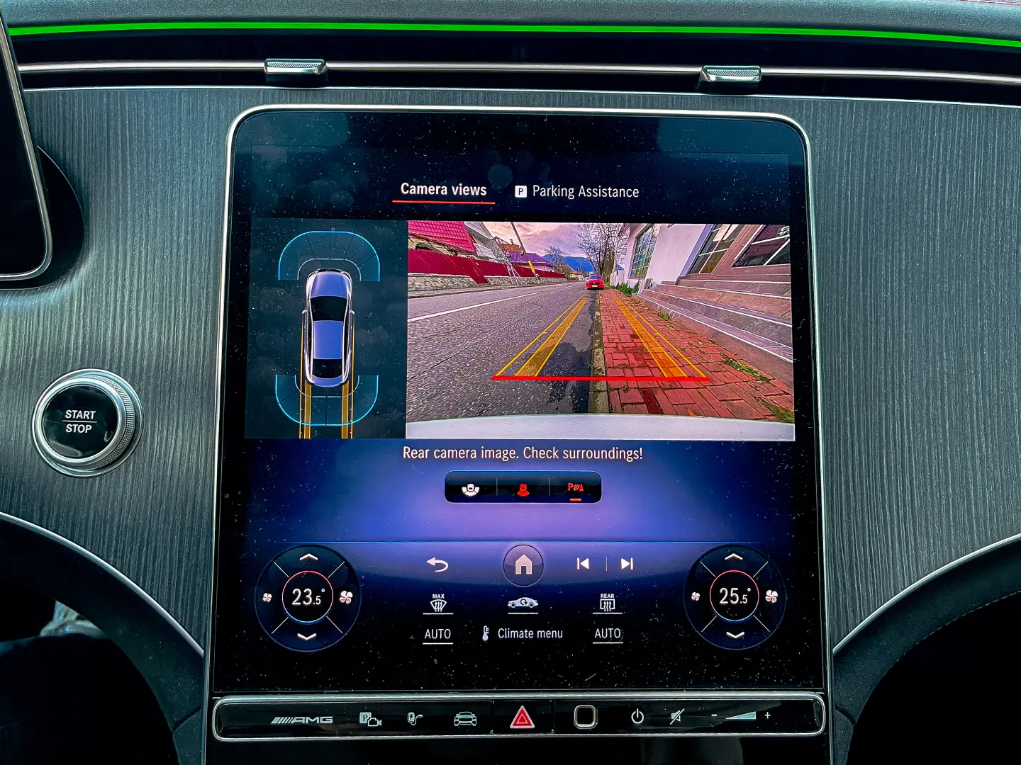 Mercedes-Benz EQE 43 AMG