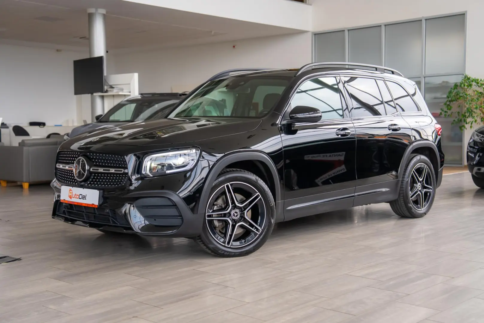 Mercedes-Benz GLB 220d 4MATIC 8G-DCT 