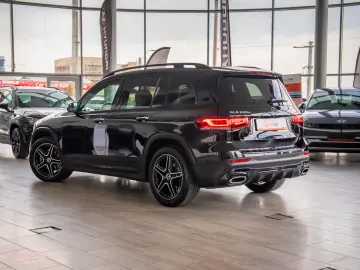 Mercedes-Benz GLB 220d 4MATIC 8G-DCT 