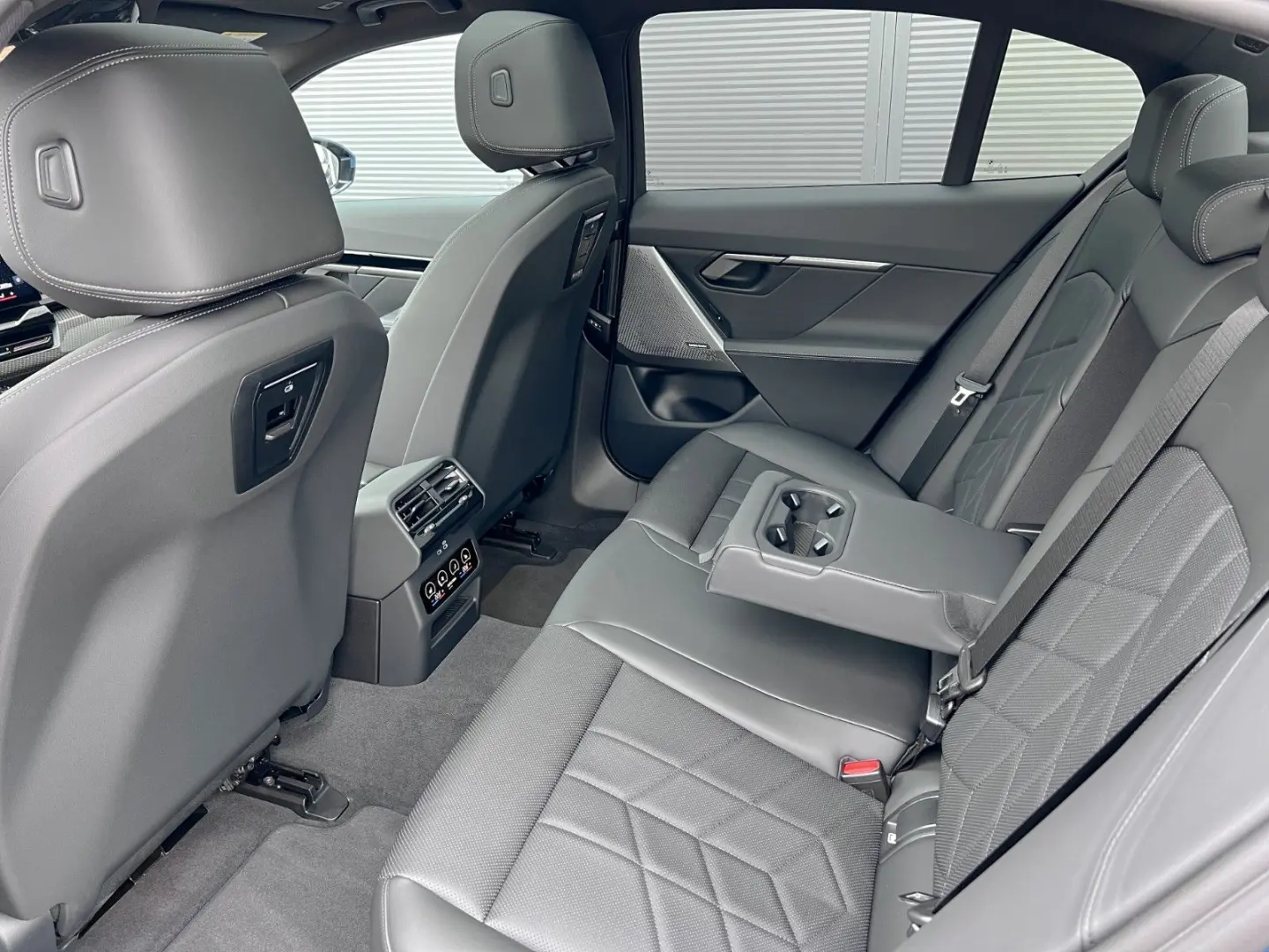 520i Lim. M Sport*AHK*Pano*H/K*