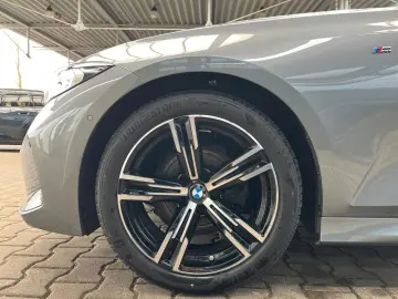 320d xDrive M Sport LiCoPro AHK Glasd. adap.LED