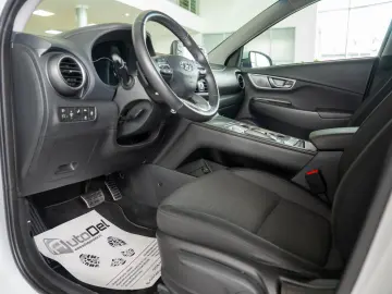 Hyundai Kona 42kWh